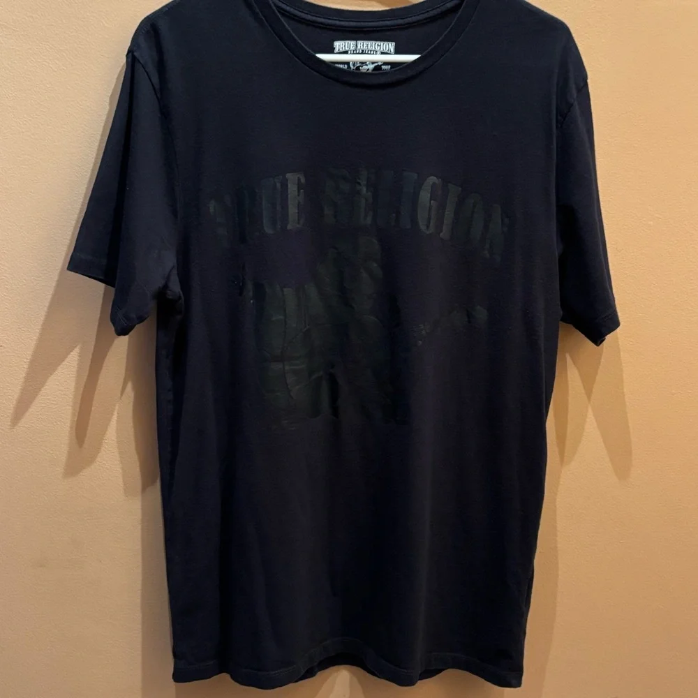 True Religion Short sleeve t-shirt featuring a tonal Buddha Logo graphic Size M